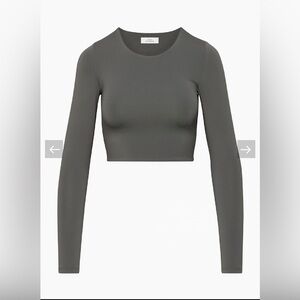 Aritzia Babaton Contour Crew Cropped Longsleeve Gray Medium